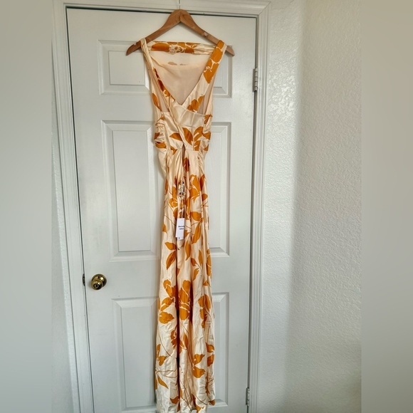 NWT Reformation Anaiis Silk Floral Maxi Dress in Yellow Cream - Picture 6 of 11